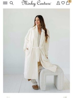 NIB Minky Couture Plush Long Robe in Ivory